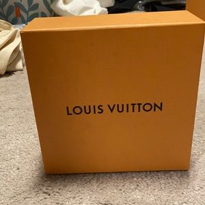 Louis Vuitton box small